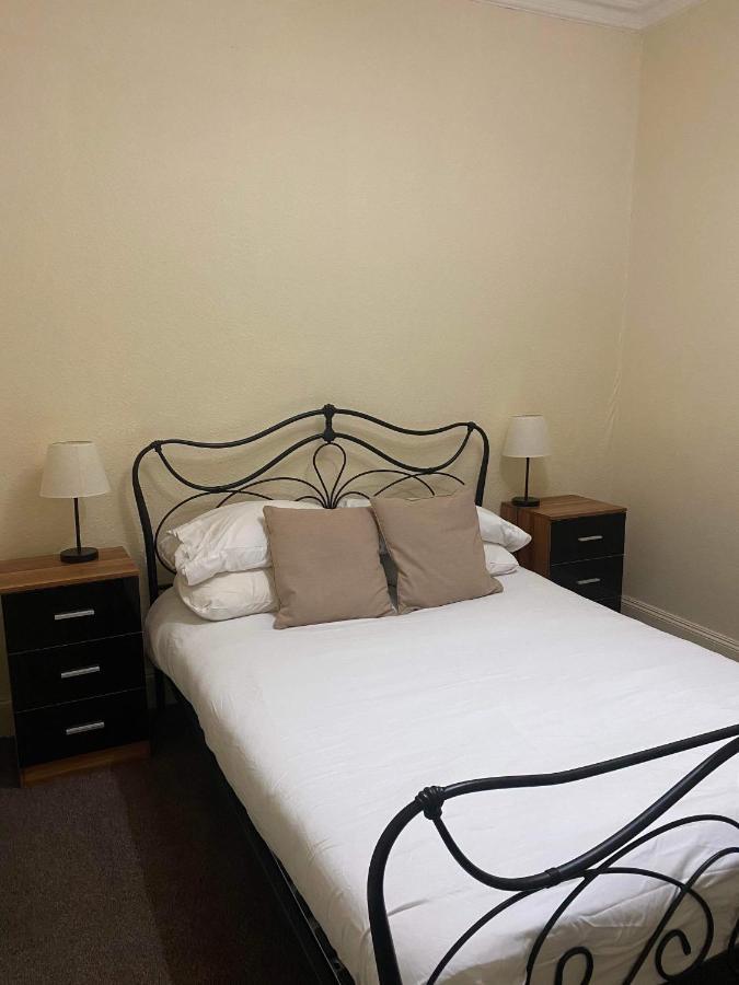 애버펠디 1St Floor Alexandra House 아파트 외부 사진